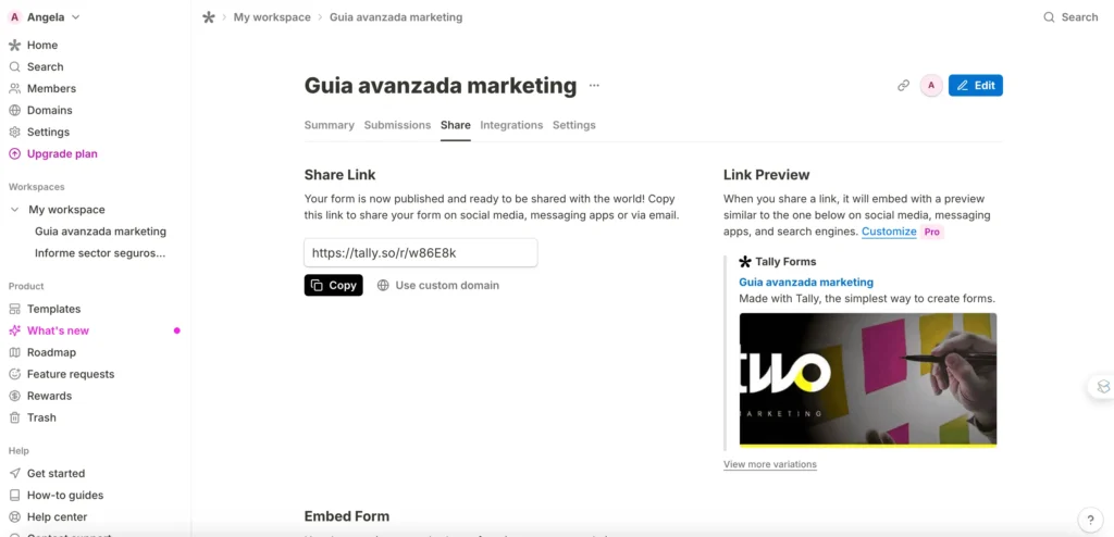 Interfaz de Tally Forms mostrando el enlace para compartir el formulario "Guía avanzada de marketing".